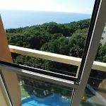 Wavetower * Golden Sands